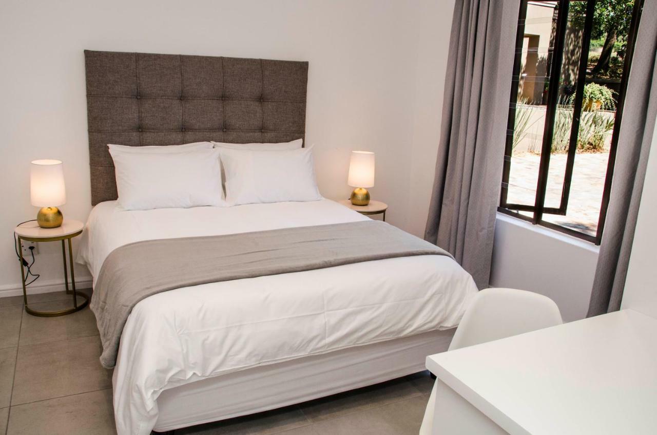 Lavinia Lifestyle Villa Стеленбош Екстериор снимка